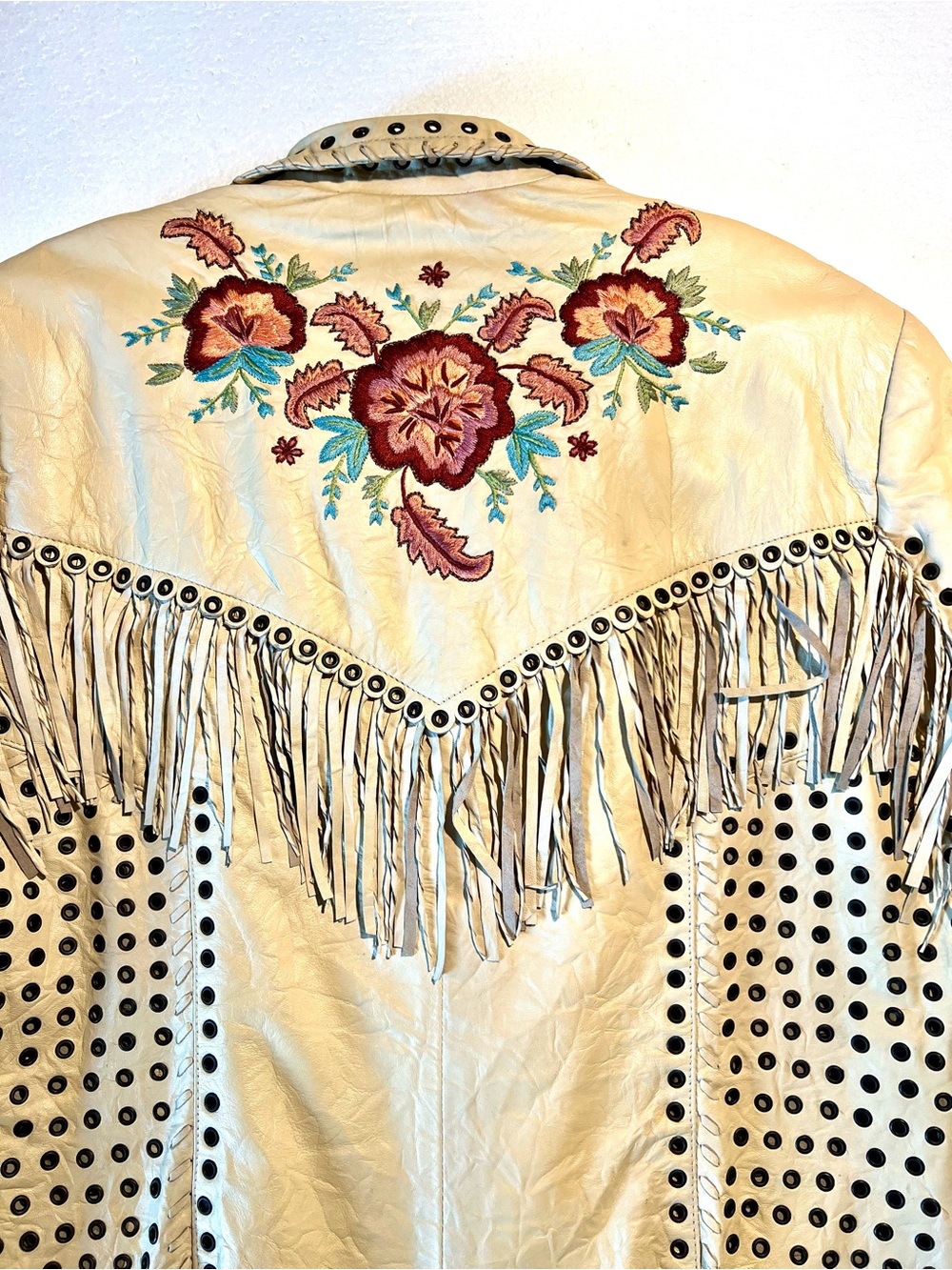 Double D Ranch Cream Leather Fringe Jacket with Embroidered Florals size M - Picture 14 of 16